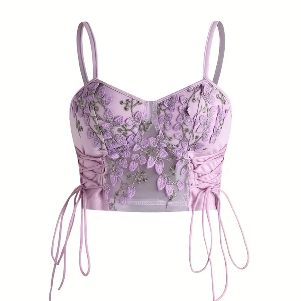 🌺 3/$25 Purple/Gold Lace Up Side Cropped Floral Top